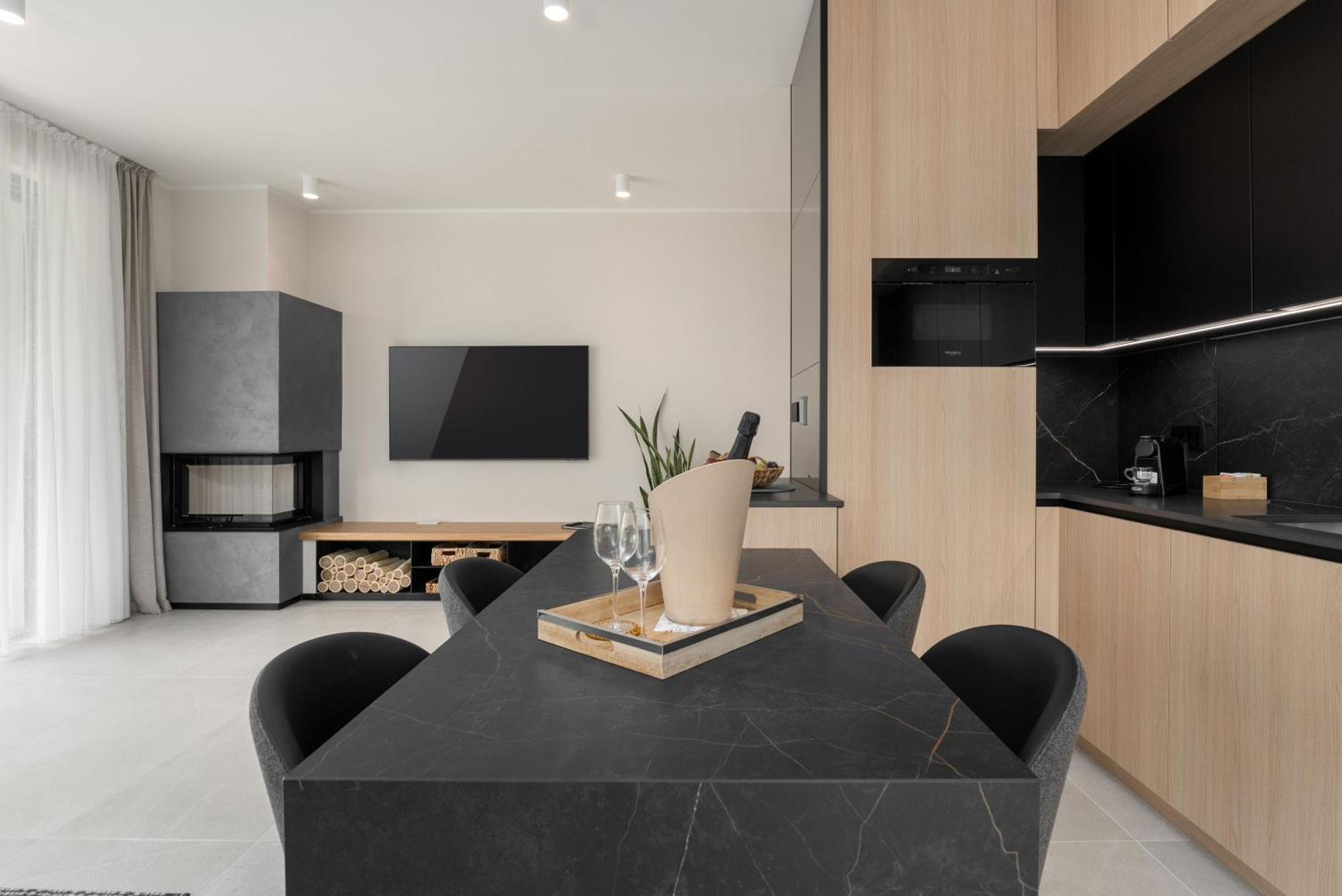 The Q Bliss - Your New 4-Star Hideaway With A Garage Rovinj Ngoại thất bức ảnh