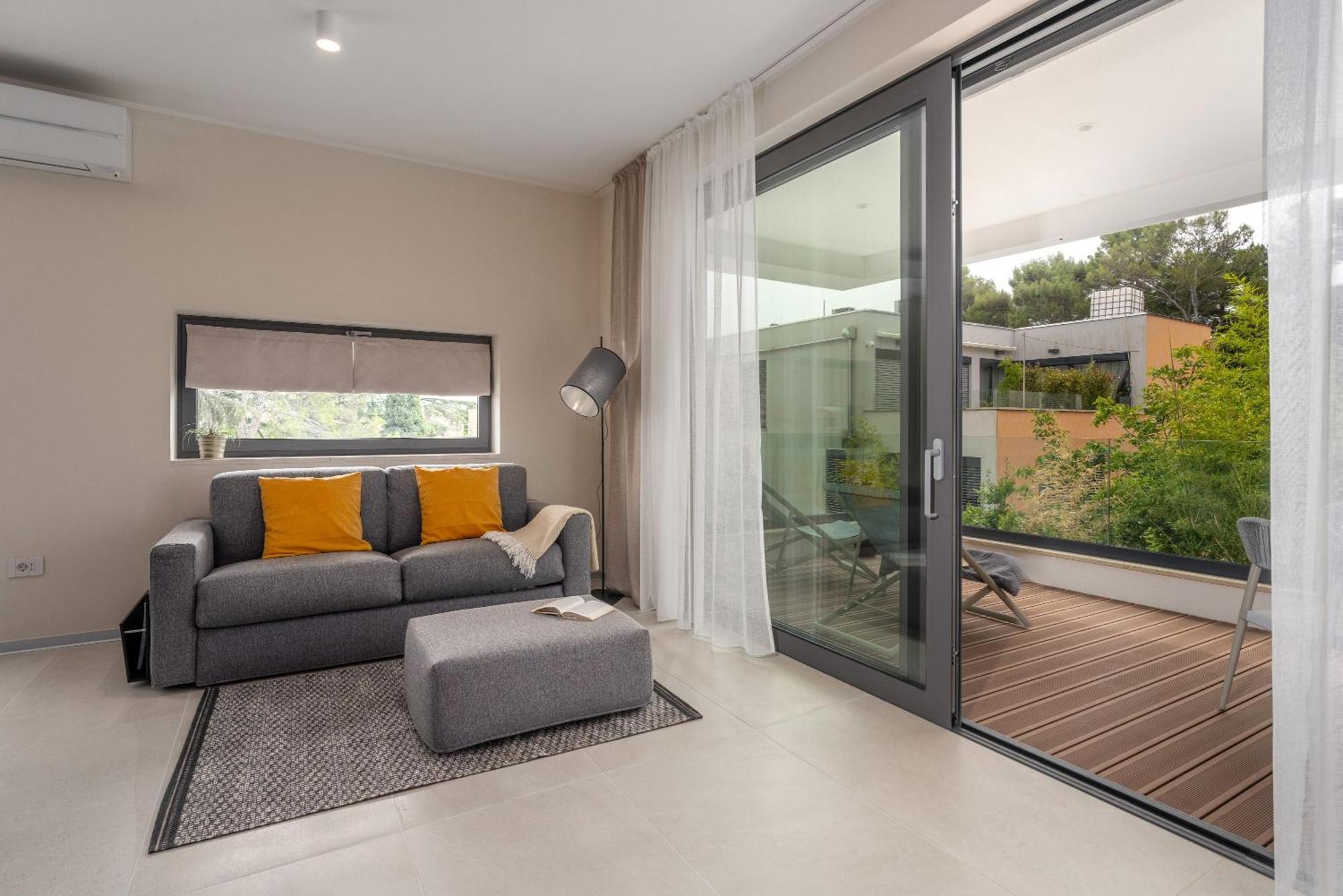 The Q Bliss - Your New 4-Star Hideaway With A Garage Rovinj Ngoại thất bức ảnh