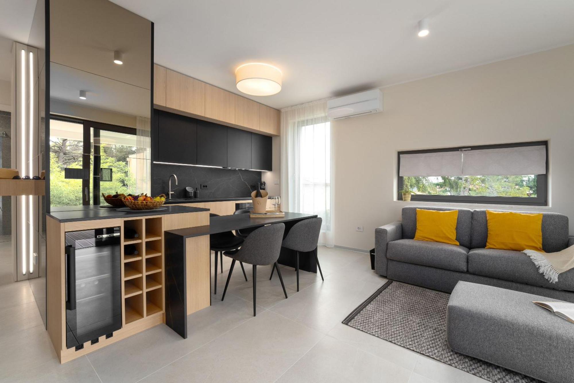 The Q Bliss - Your New 4-Star Hideaway With A Garage Rovinj Ngoại thất bức ảnh