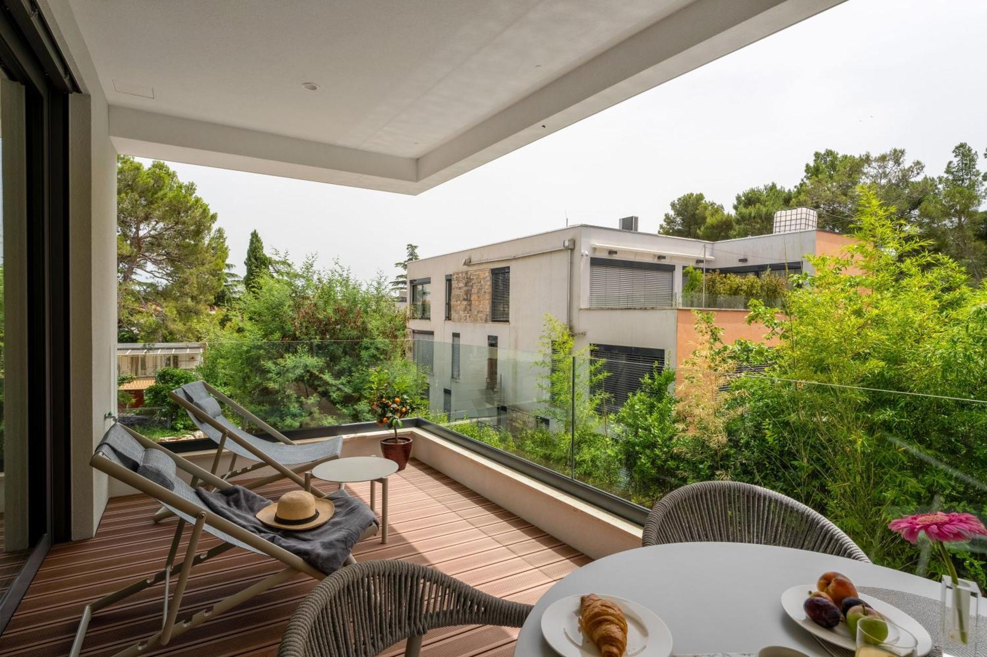 The Q Bliss - Your New 4-Star Hideaway With A Garage Rovinj Ngoại thất bức ảnh