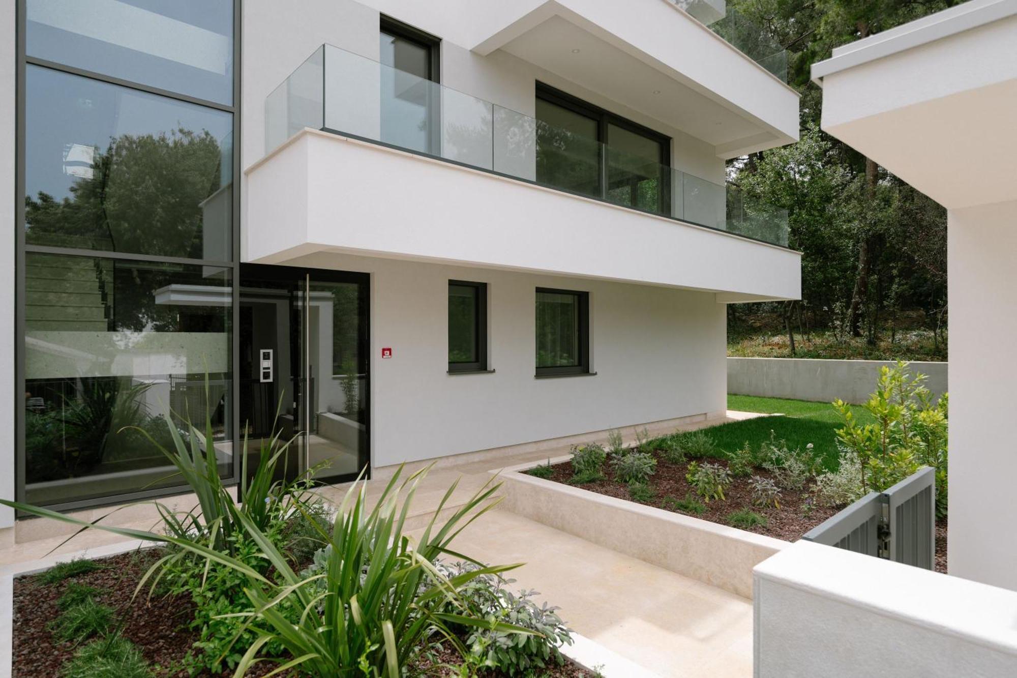 The Q Bliss - Your New 4-Star Hideaway With A Garage Rovinj Ngoại thất bức ảnh