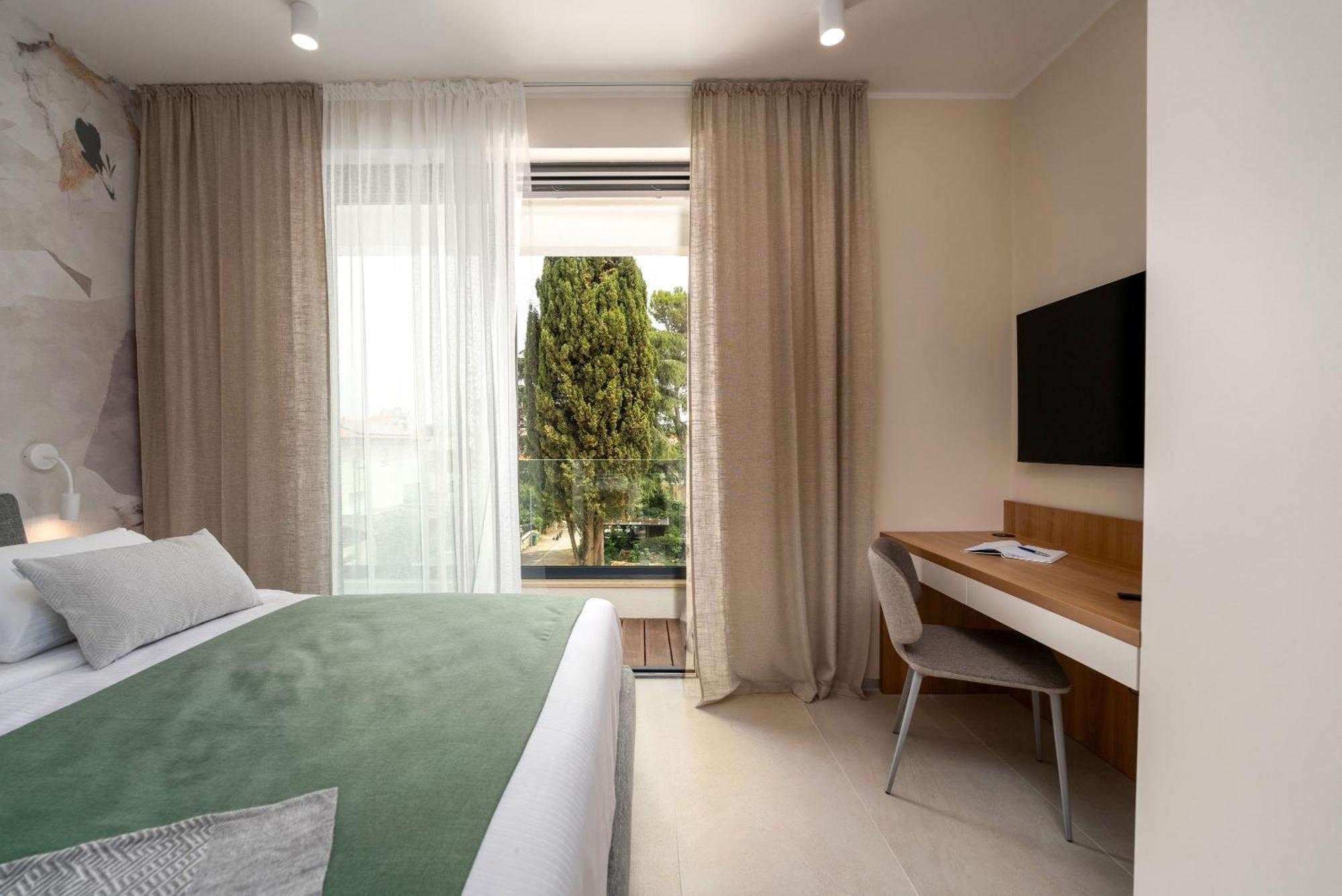 The Q Bliss - Your New 4-Star Hideaway With A Garage Rovinj Ngoại thất bức ảnh